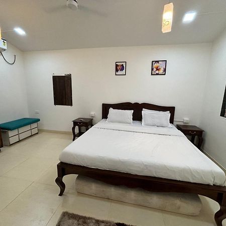 Villa Ll Golden Leaf Ll 3Bhk Ll Ac Ll Lonavala Exterior foto